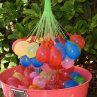 Baloane de apă magice (Magic Balloons)